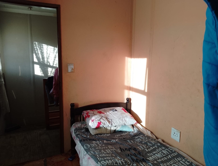 2 Bedroom Property for Sale in Delft Western Cape